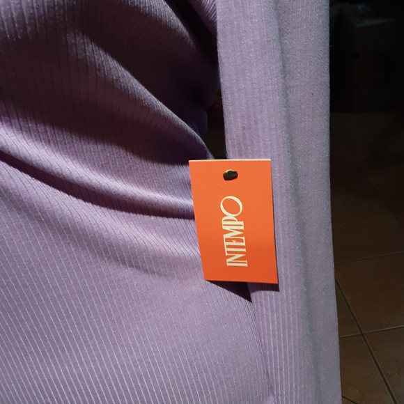 INTEMPO Purple spandex top - Picture 6 of 7
